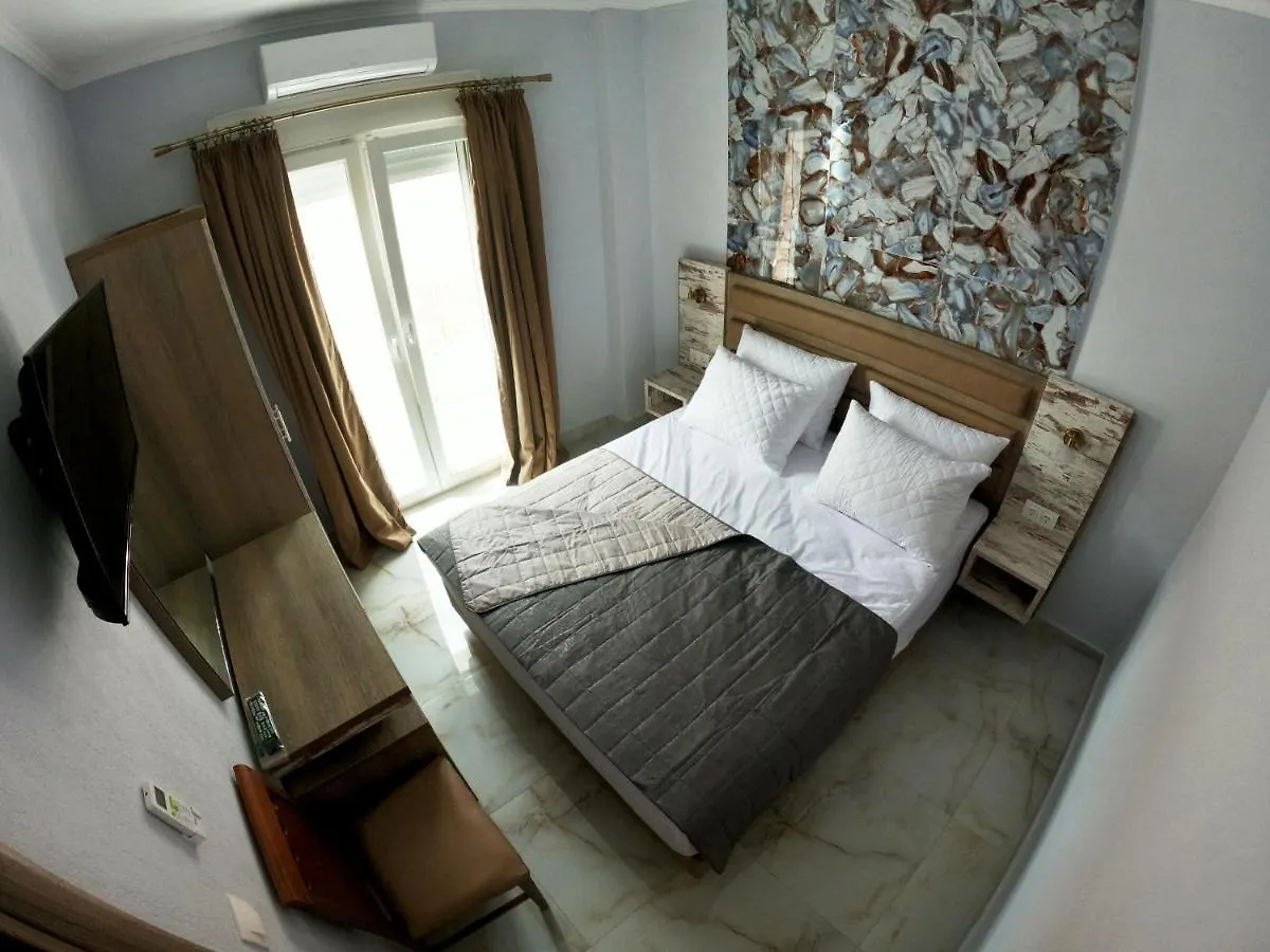 Bisera Apartments Polychrono 0*,